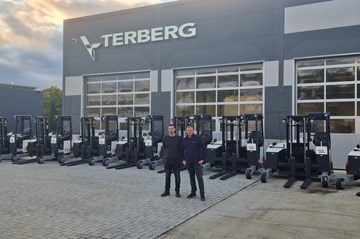 Terberg Kinglifter livre 9 nouveaux Kinglifters à DB......